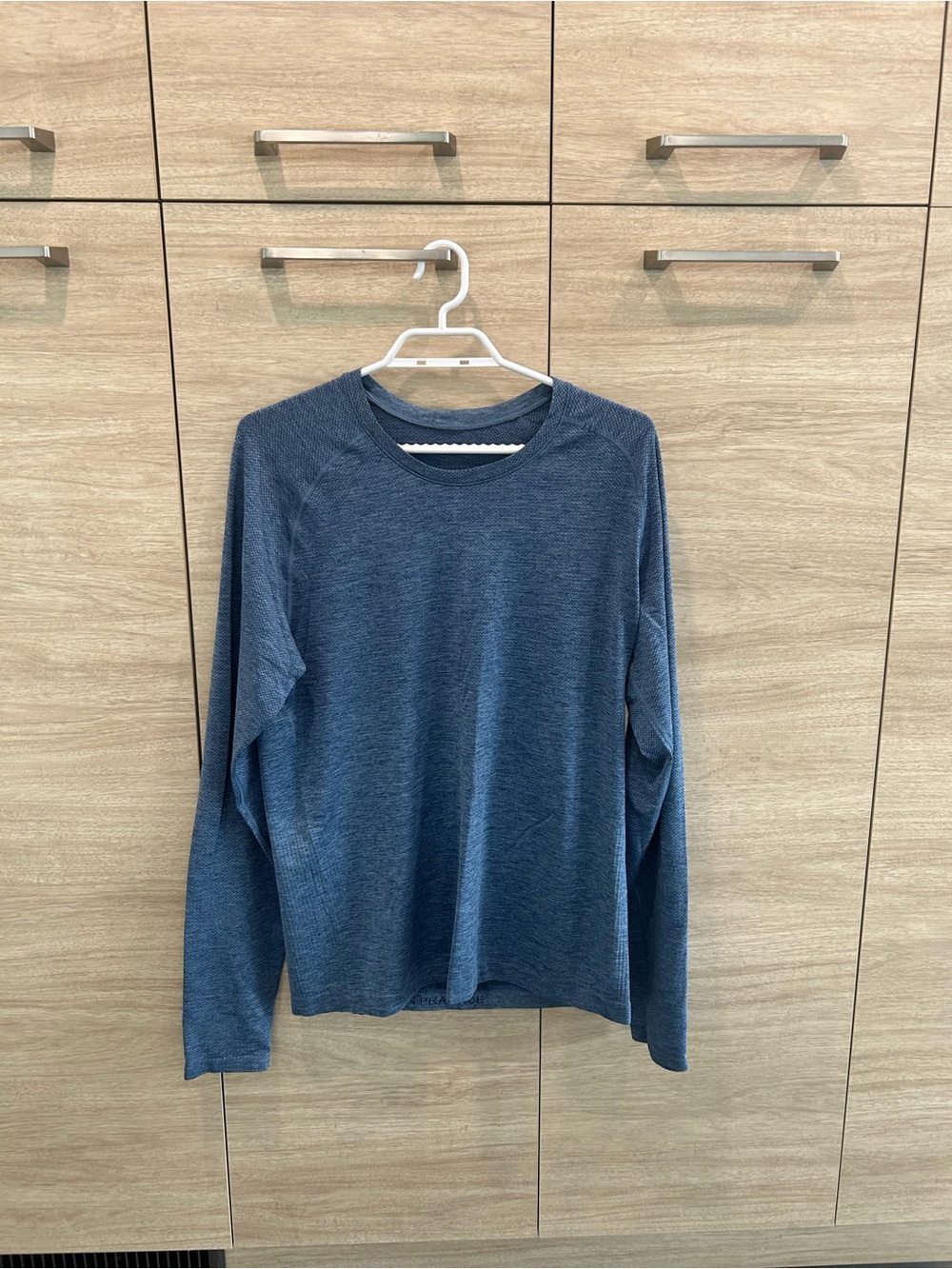 Men’s Lululemon Shirt M